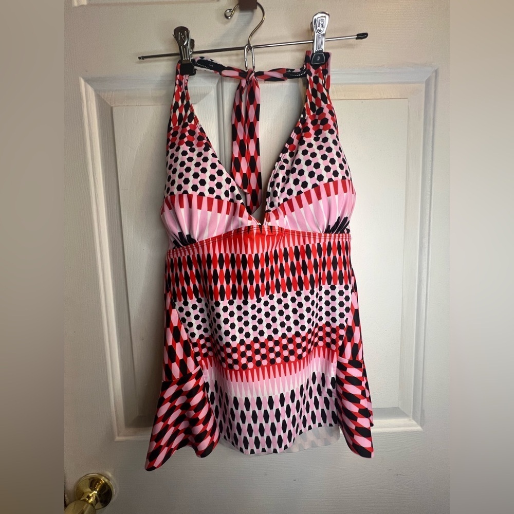 Vibrant Swim Top with Geometric Patterns